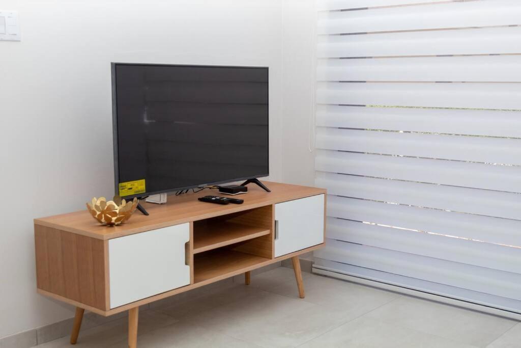 New! Cozy 1 Bedroom Condo- Gold Coast, Noord Aruba Palm Beach Ngoại thất bức ảnh