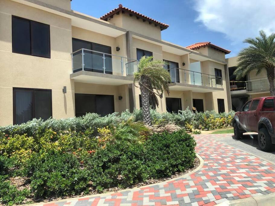 New! Cozy 1 Bedroom Condo- Gold Coast, Noord Aruba Palm Beach Ngoại thất bức ảnh